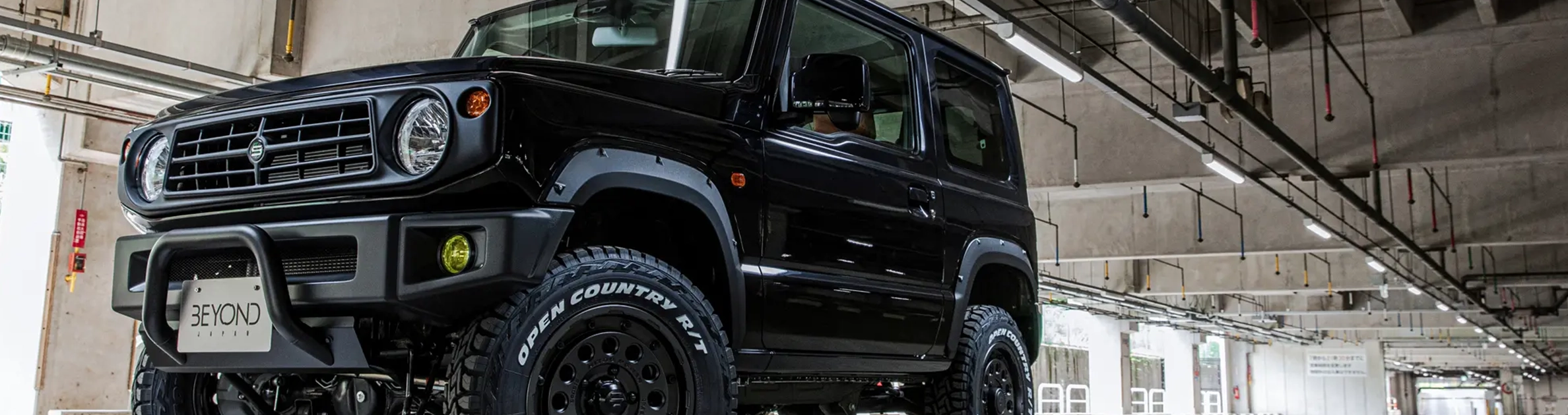 CODE 03 |モータースポーツに敬意を表したジムニーカスタムパーツ：フェイスグリルSu11 サニーモデル