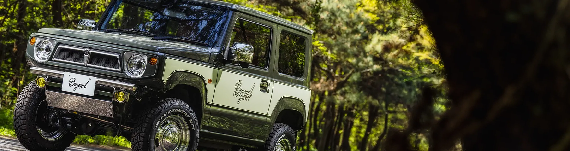 CODE 10 | ディテールアップでさらに際立つレトロスタイル：フェイスグリルTr27とリベルテフロント＆リアバンパー