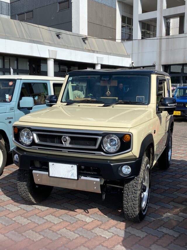 beyondスタッフです♪

レビンフェイスの
@kimu_tenten さん

盛り上げ役⁉️の
@4s_sierra_jb74 さん

太いタイヤがカッコ良い
@kurara_no.29 

#beyondへ行こうツアー 
#beyond
#jimny 
#jimnysierra 
#jimnynomade