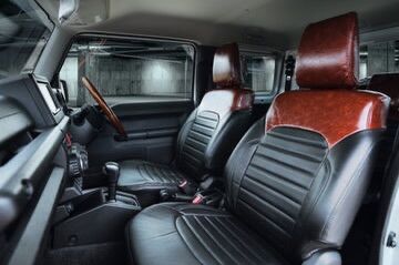 アーバングレイスシートカバー🌴

アーバングレイス　シートカバー　
ブラウン/ブラック
（フロント・リアセット/全席）or(フロントのみ)

#jimny #jb64 #jb74 #jc74 #ジムニー