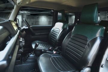 アーバングレイスシートカバー🌴

アーバングレイス　シートカバー　
グリーン/ブラック（フロント・リアセット/全席）

#jimny #jb64 #jb74 #jc74 #ジムニー