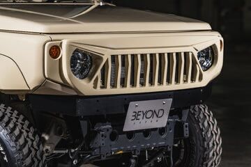 ソルジャーフェイスグリル🌴

ソルジャーフェイスグリル(FRP製)　
ジムニー64/74対応

#jimny #jb64 #jb74 #jc74 #ジムニー