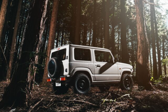 beyond.japan

CODE12

【フロント/リア】
　リベルテバンパー鏡面

【フロントフェイス】
　オールドカントリー

#beyond
#jimny
#jimnysierra 
#jimnynomade 
#jimnycustom